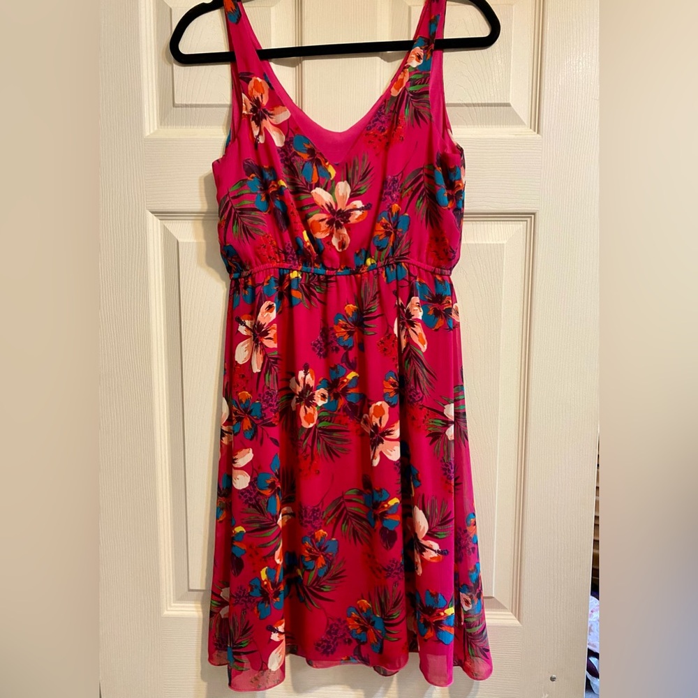 Old Navy fuchsia flower pattern dress size small